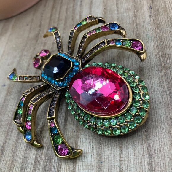 Spider Vintage Style Crystal Multi Colored Gold Tone Brooch Pendant - Picture 2 of 6